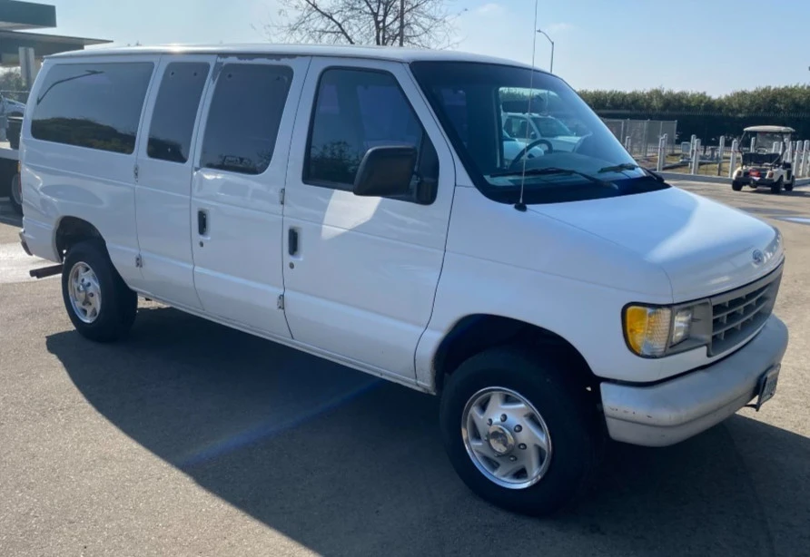 1994 Ford Econoline Van - Image 2 of 20