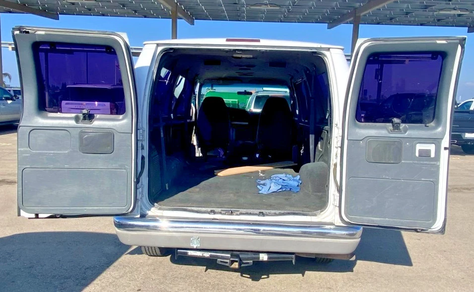 1994 Ford Econoline Van - Image 10 of 20