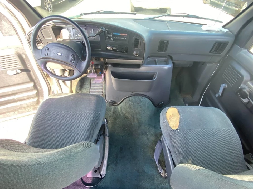 1994 Ford Econoline Van - Image 5 of 20