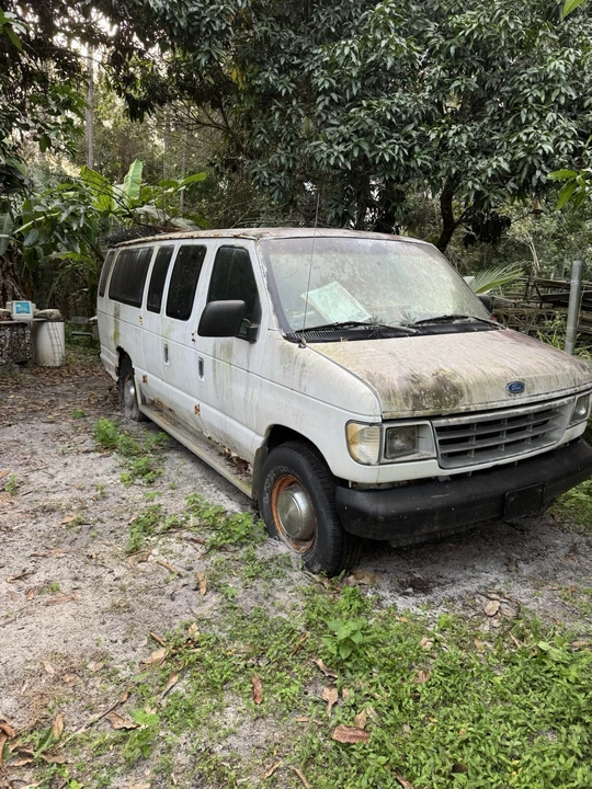 1994 Ford Econoline Van - Image 4 of 5