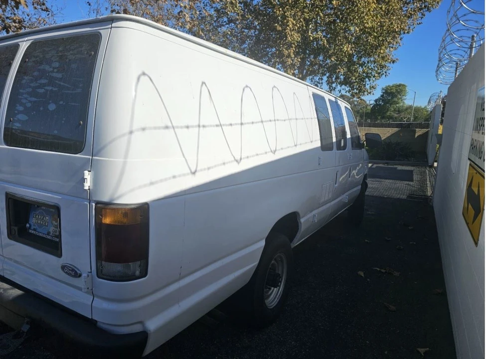 1994 Ford Econoline Van - Image 2 of 5