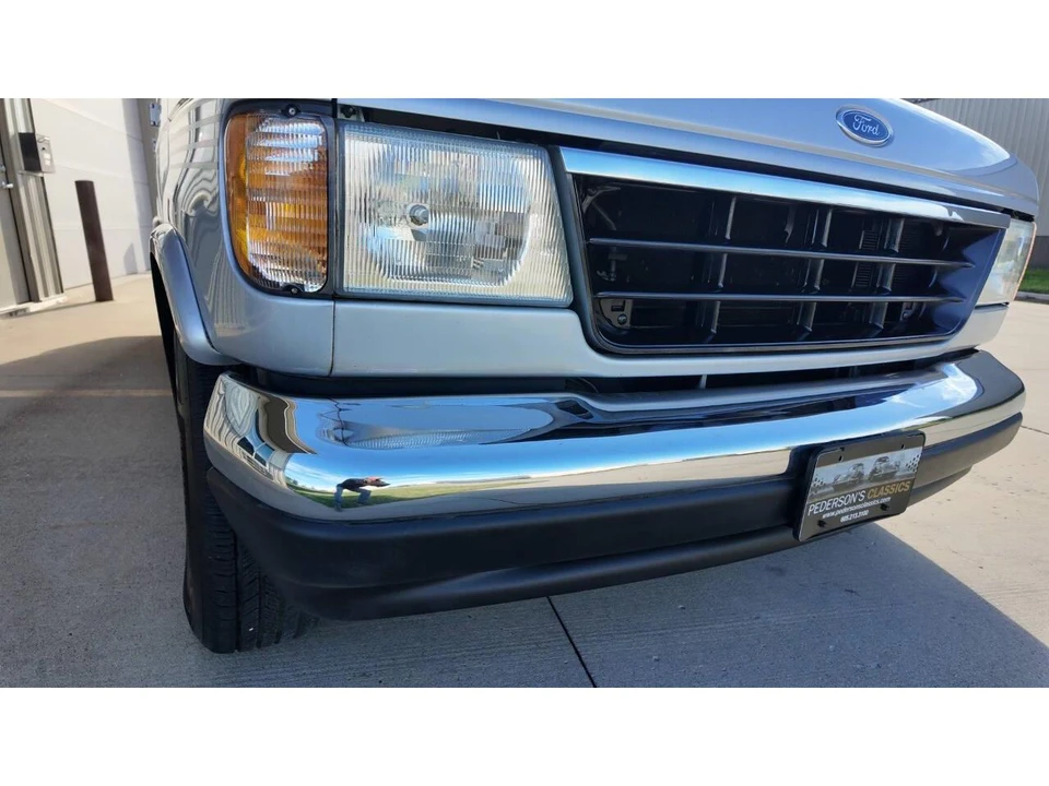 1994 Ford Econoline Van - Image 26 of 31
