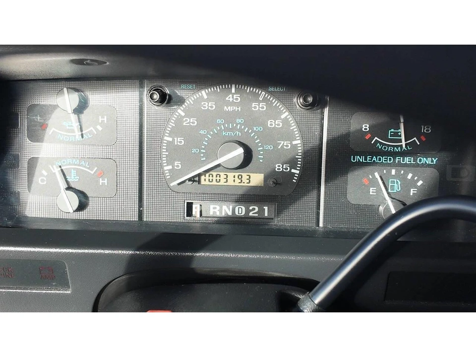 1994 Ford Econoline Van - Image 2 of 31