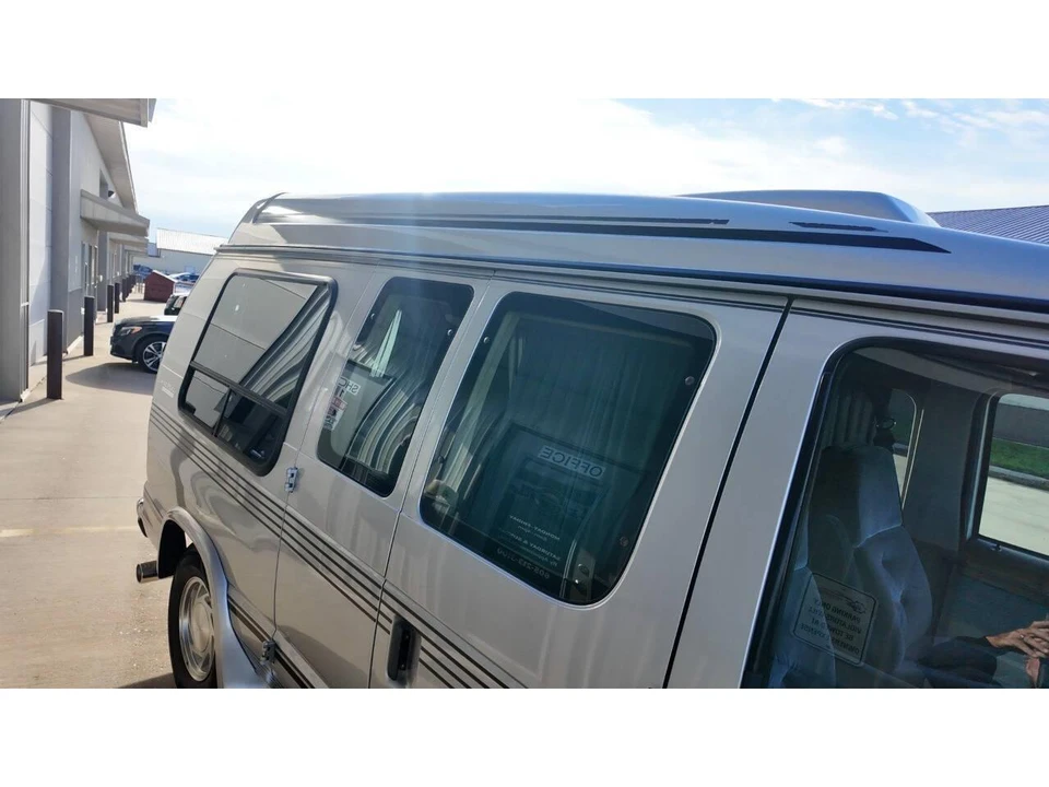 1994 Ford Econoline Van - Image 30 of 31