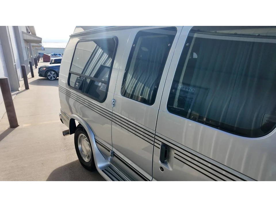 1994 Ford Econoline Van - Image 31 of 31