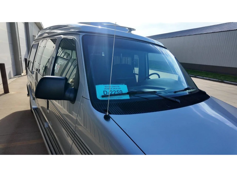 1994 Ford Econoline Van - Image 28 of 31