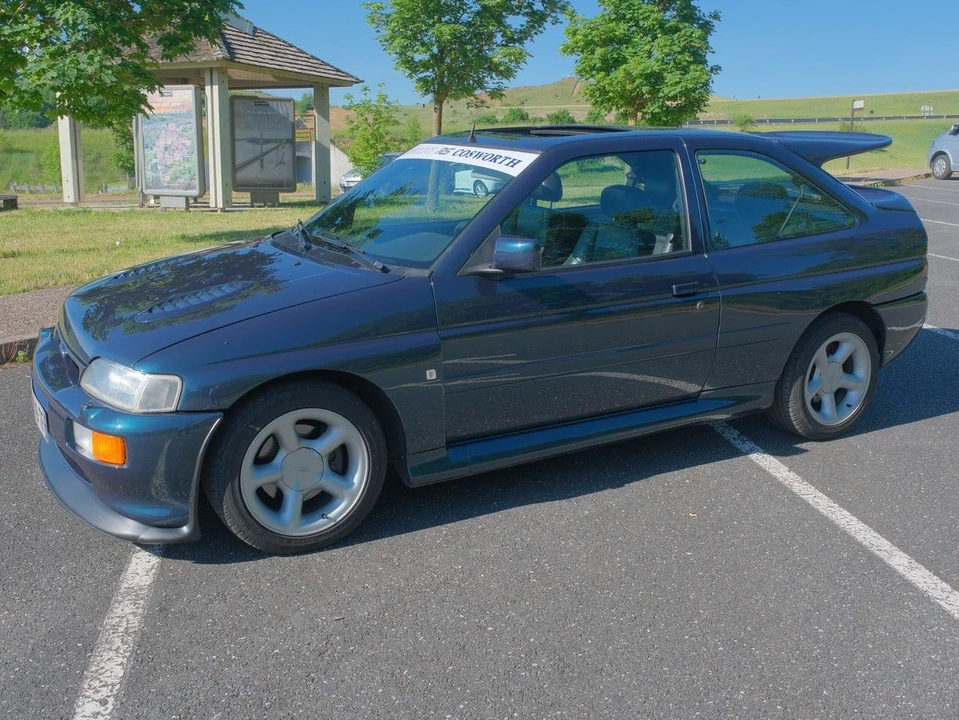 1994 Ford Escort RS Cosworth - Image 8 of 31