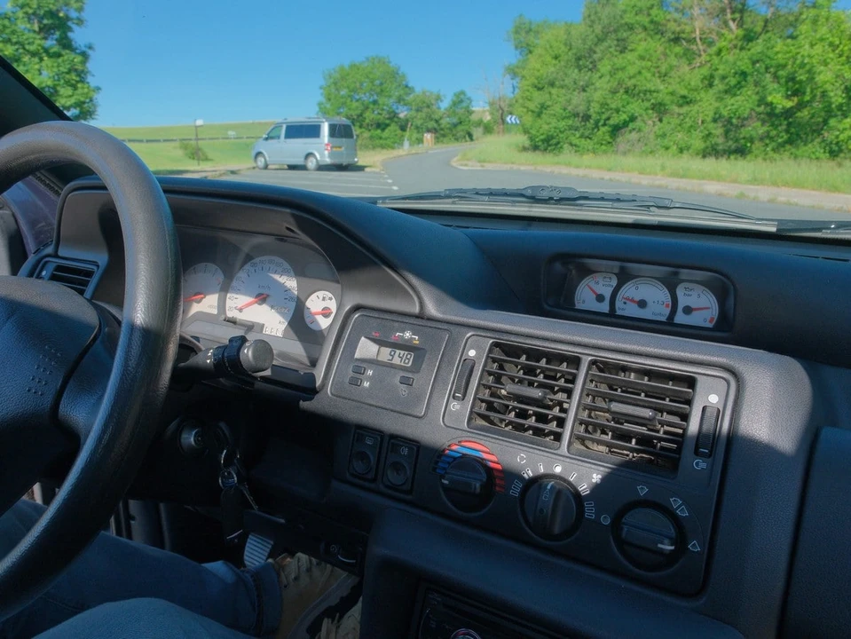 1994 Ford Escort RS Cosworth - Image 15 of 31