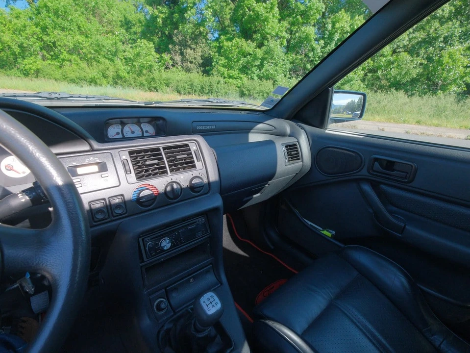 1994 Ford Escort RS Cosworth - Image 27 of 31