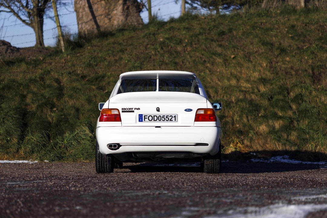 1995 Ford Escort RS Cosworth - Image 15 of 31