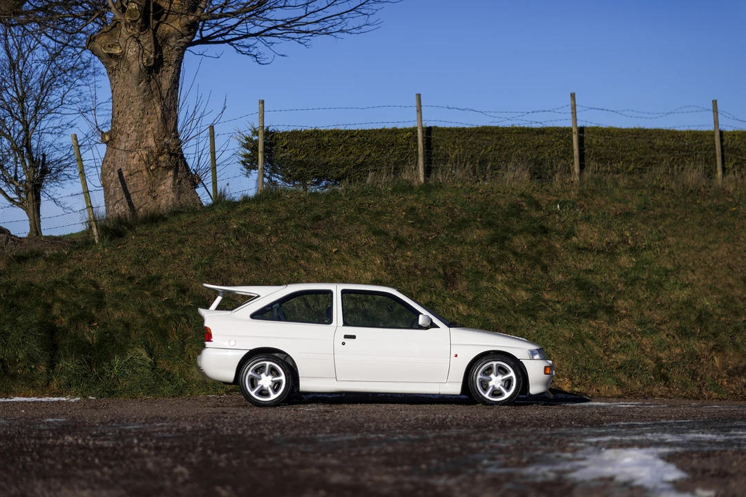 1995 Ford Escort RS Cosworth - Image 17 of 31