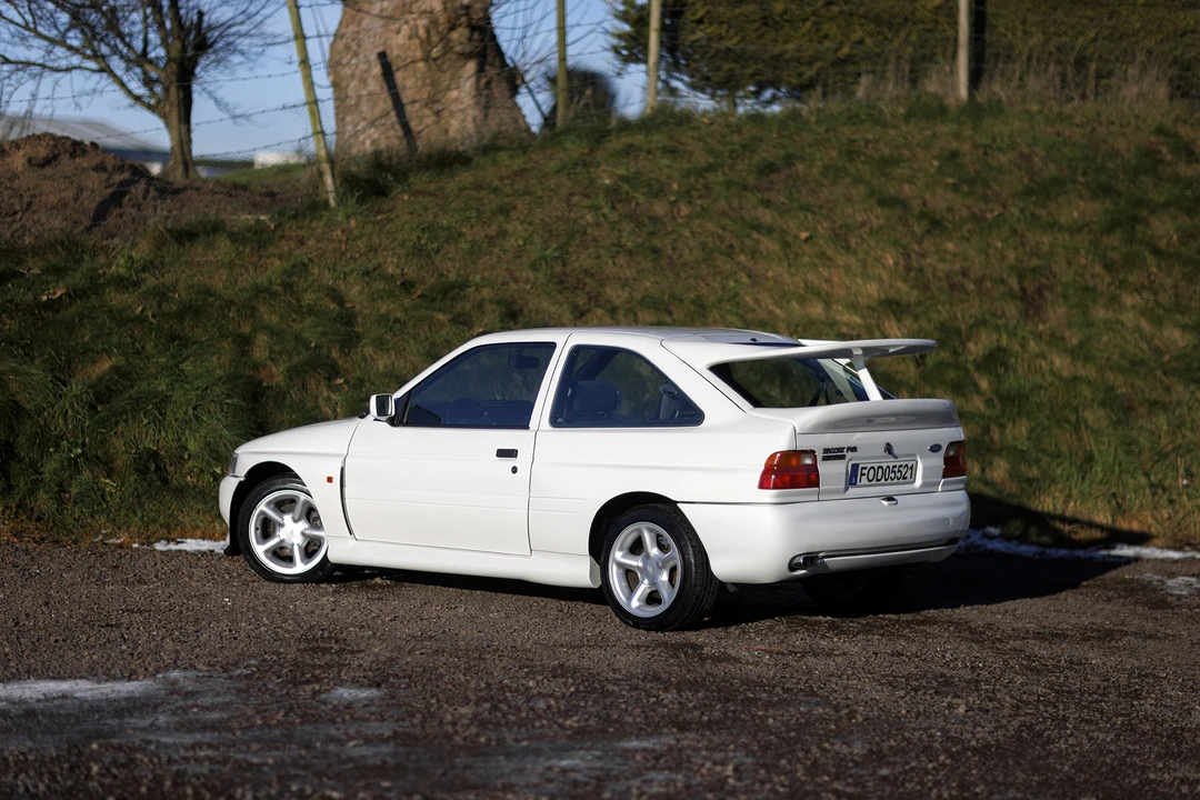 1995 Ford Escort RS Cosworth - Image 14 of 31
