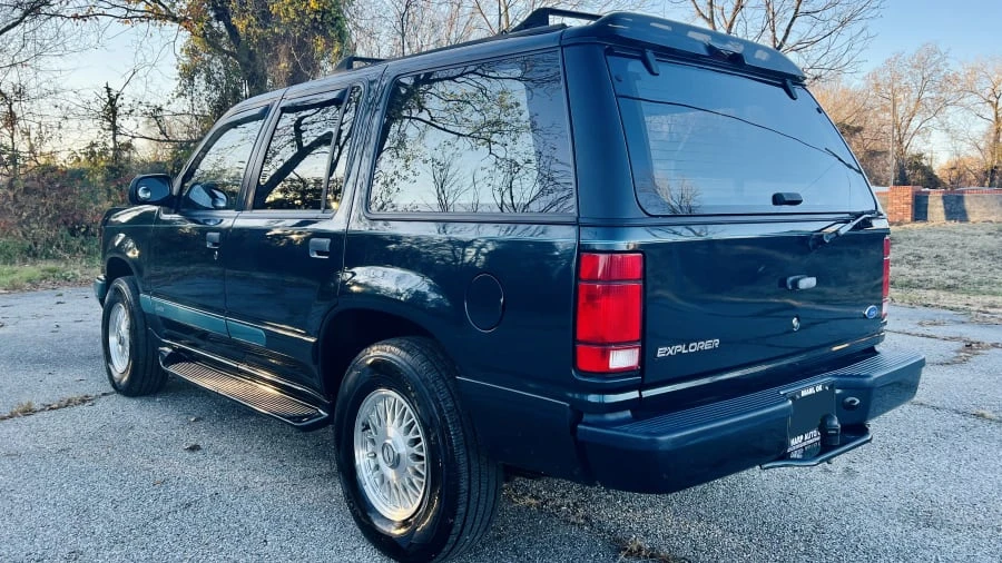 1994 Ford Explorer 1st Gen - Image 3 of 13