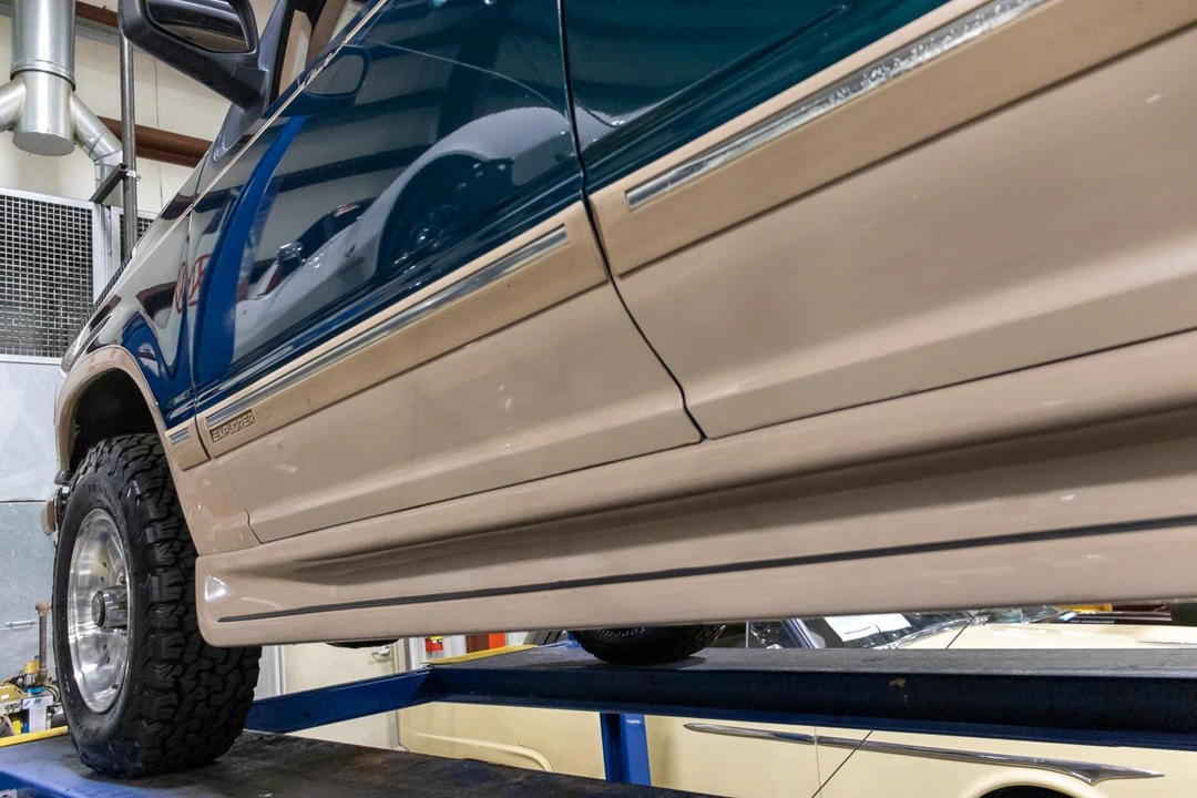 1994 Ford Explorer 1st Gen - Image 27 of 31