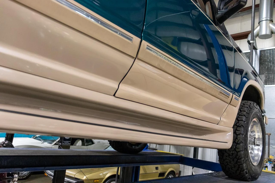 1994 Ford Explorer 1st Gen - Image 29 of 31