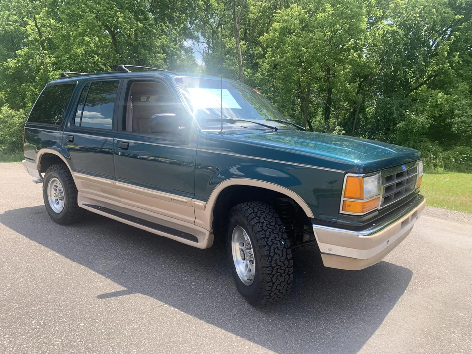 1994 Ford Explorer 1st Gen - Image 13 of 31
