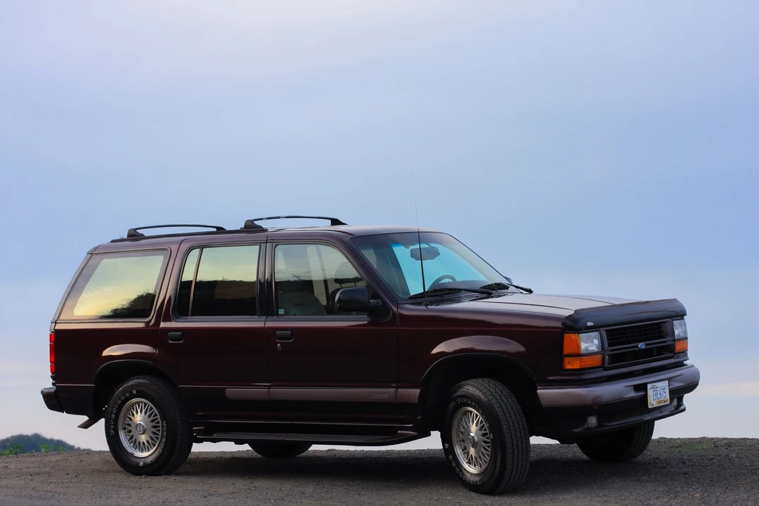 1994 Ford Explorer 1st Gen - Image 2 of 21