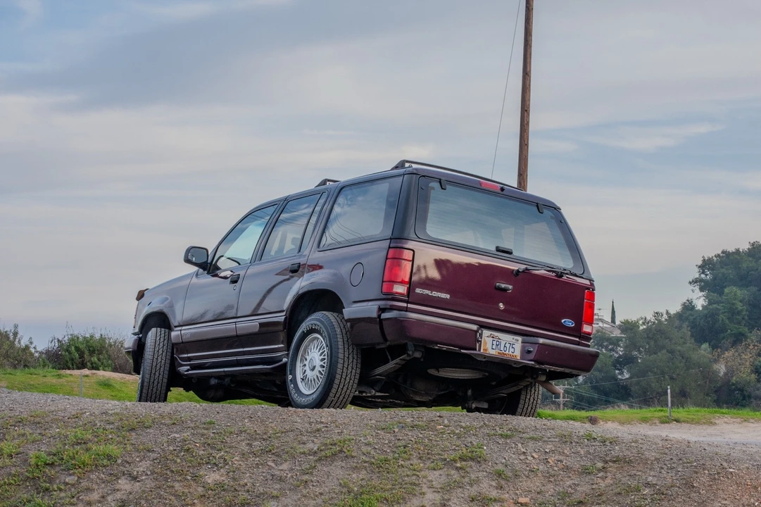 1994 Ford Explorer 1st Gen - Image 4 of 21