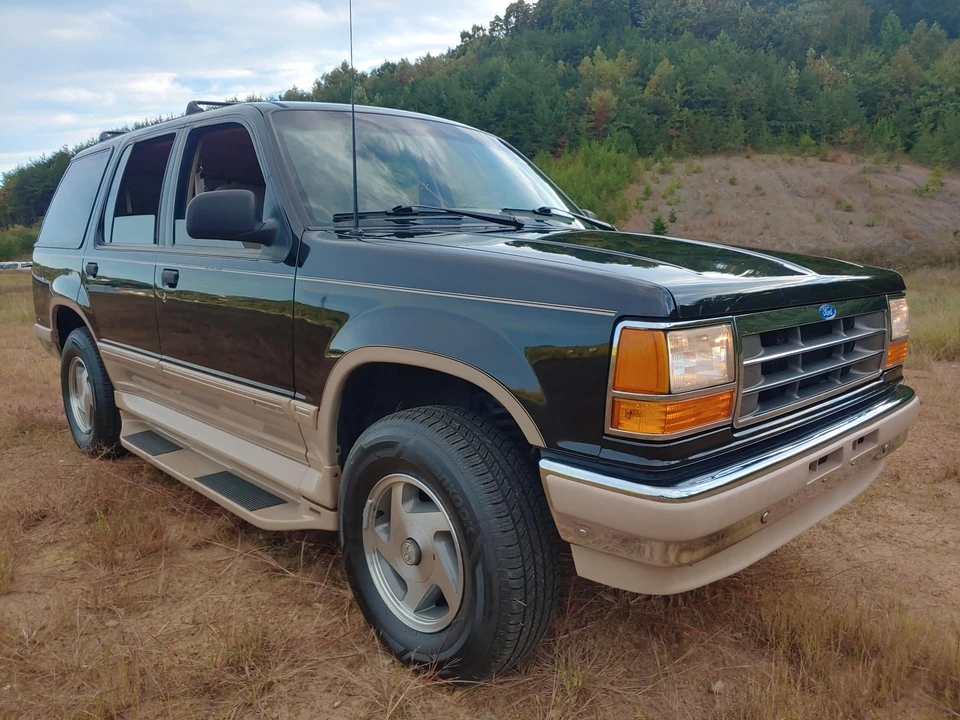 1994 Ford Explorer 1st Gen - Image 17 of 31