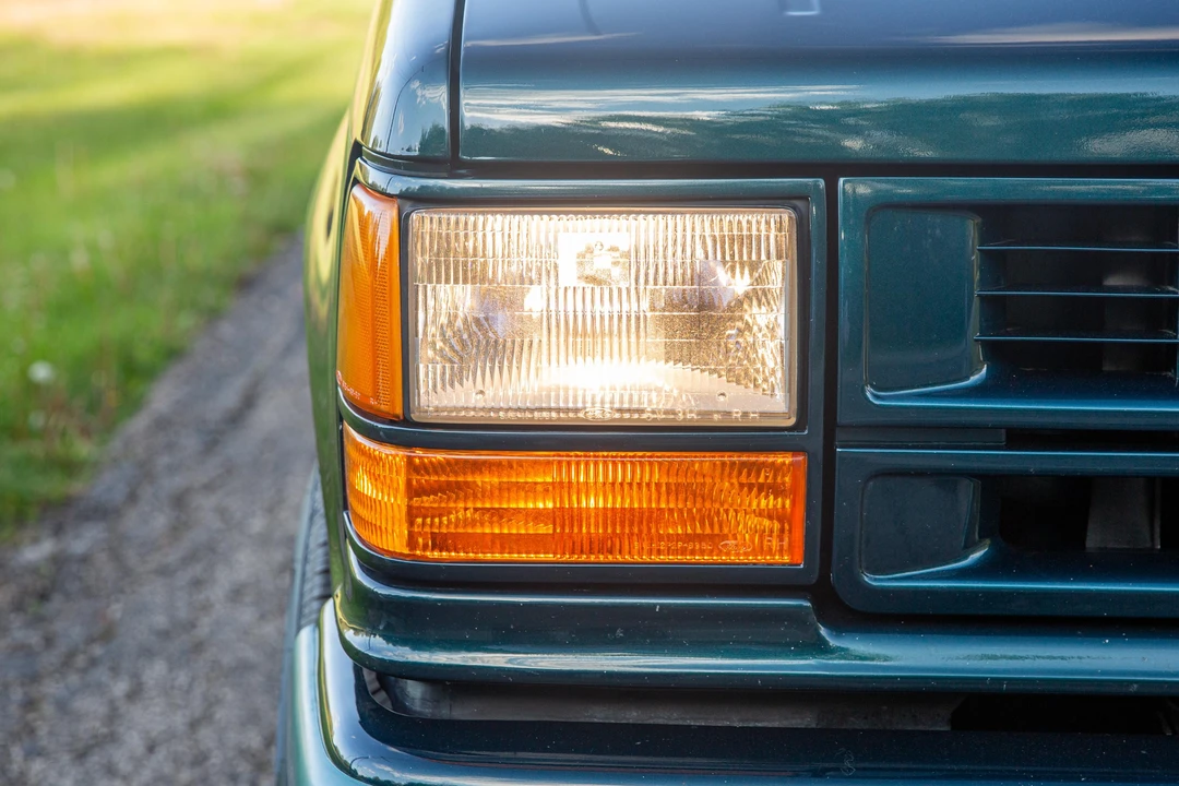 1994 Ford Explorer 1st Gen - Image 10 of 31