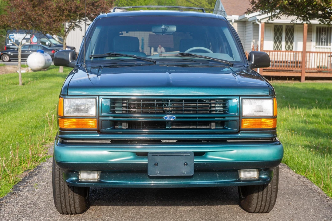 1994 Ford Explorer 1st Gen - Image 2 of 31