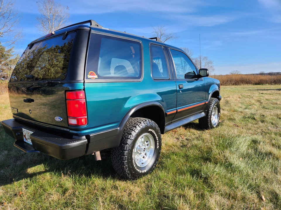 1994 Ford Explorer 1st Gen - Image 18 of 31