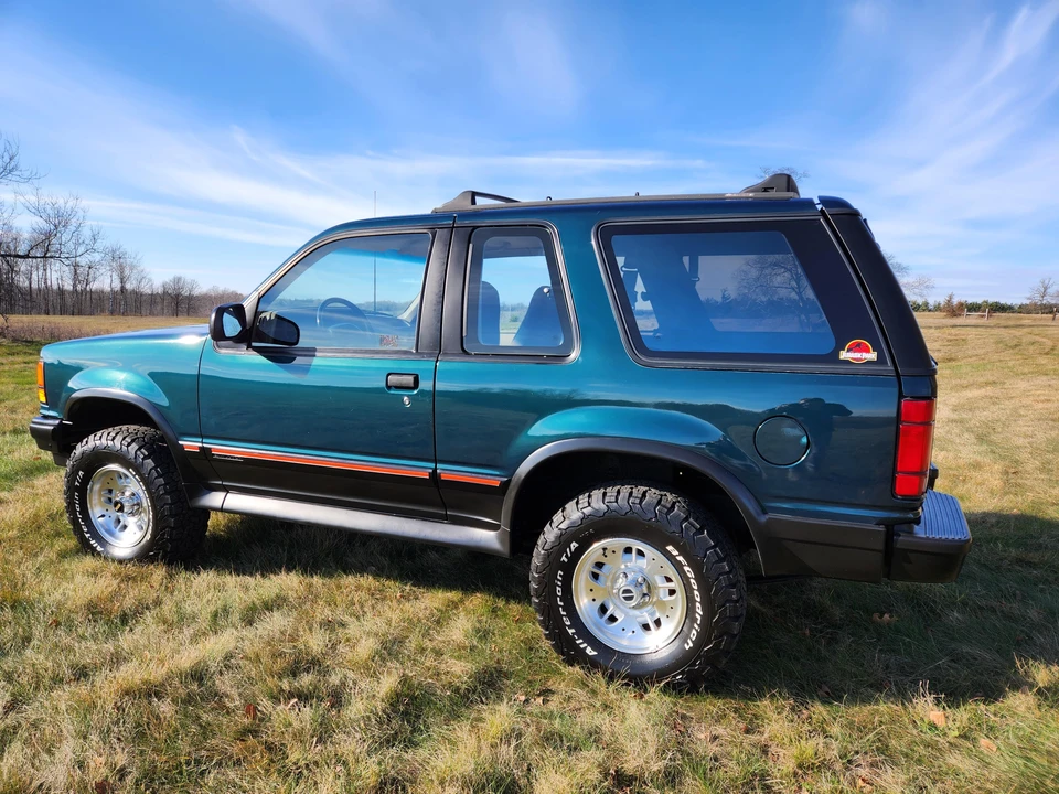 1994 Ford Explorer 1st Gen - Image 14 of 31