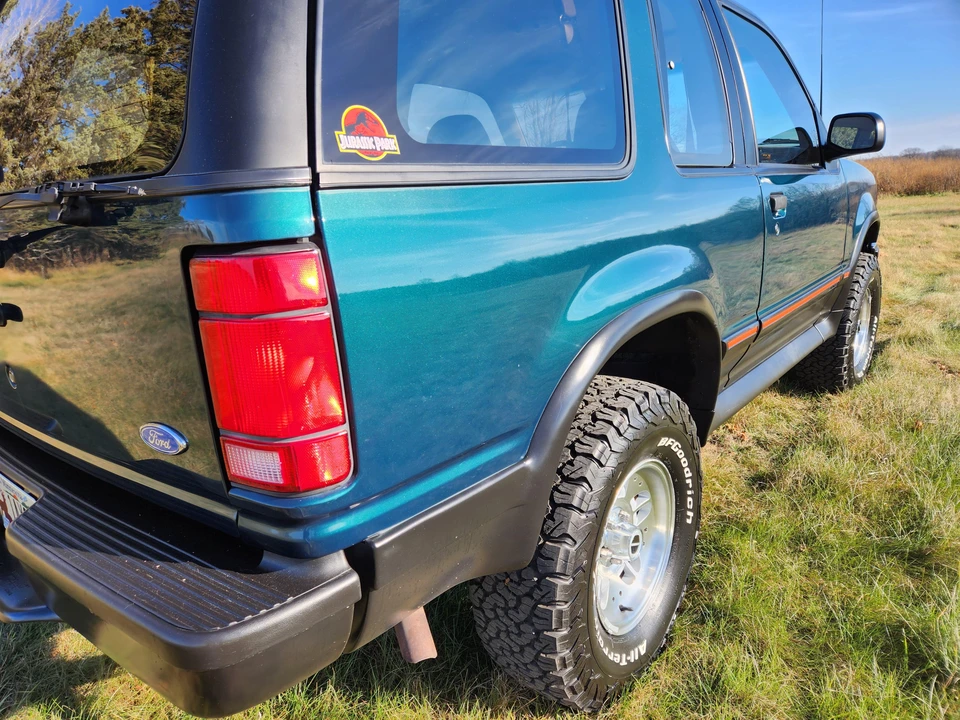 1994 Ford Explorer 1st Gen - Image 27 of 31
