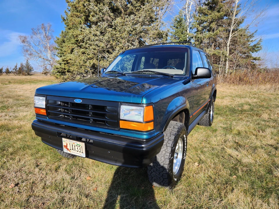 1994 Ford Explorer 1st Gen - Image 7 of 31