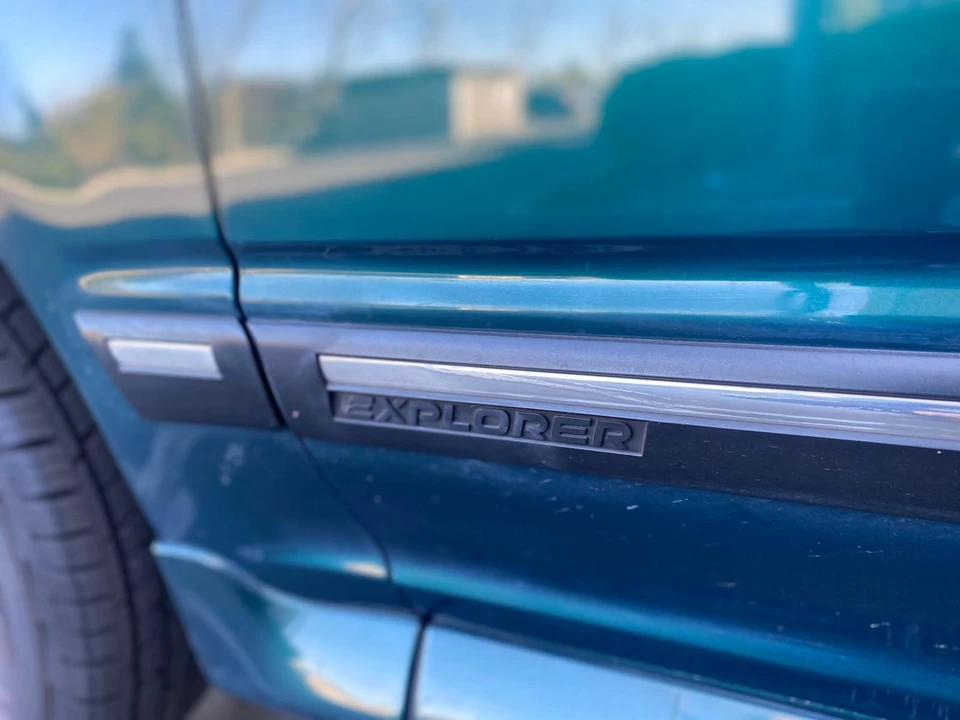 1994 Ford Explorer 1st Gen - Image 28 of 31