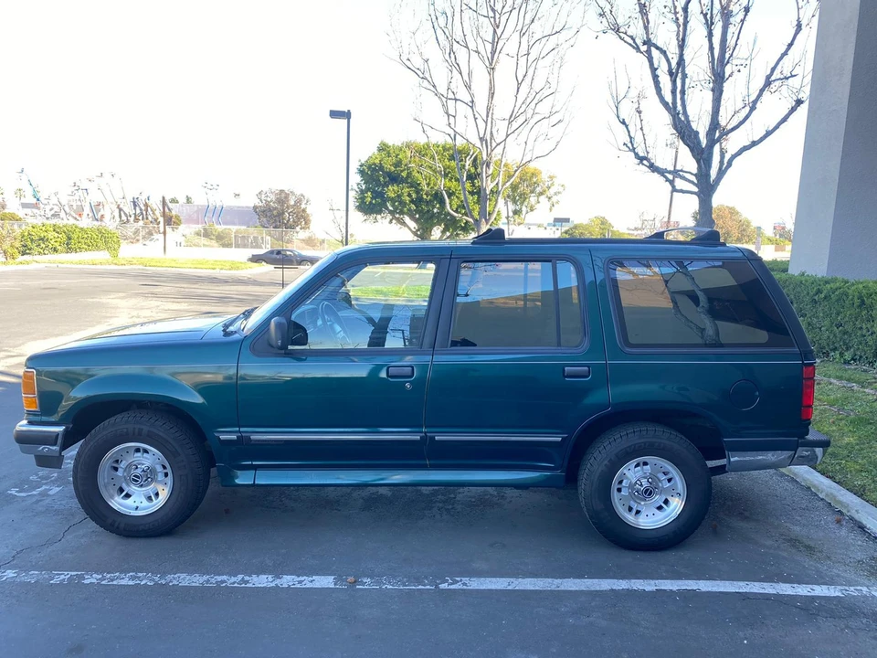 1994 Ford Explorer 1st Gen - Image 10 of 31