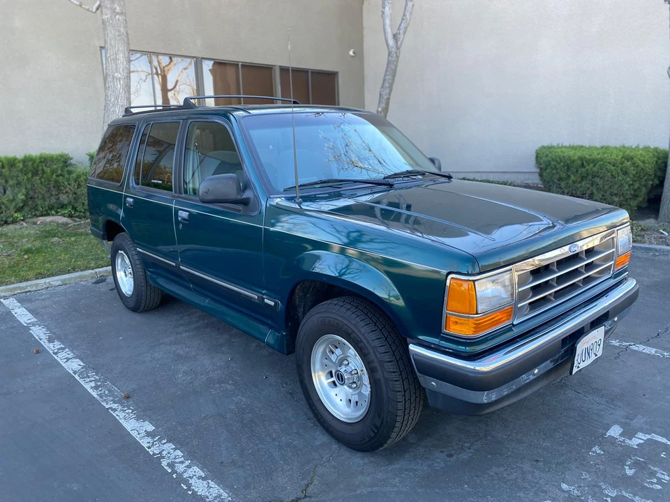 1994 Ford Explorer 1st Gen - Image 18 of 31