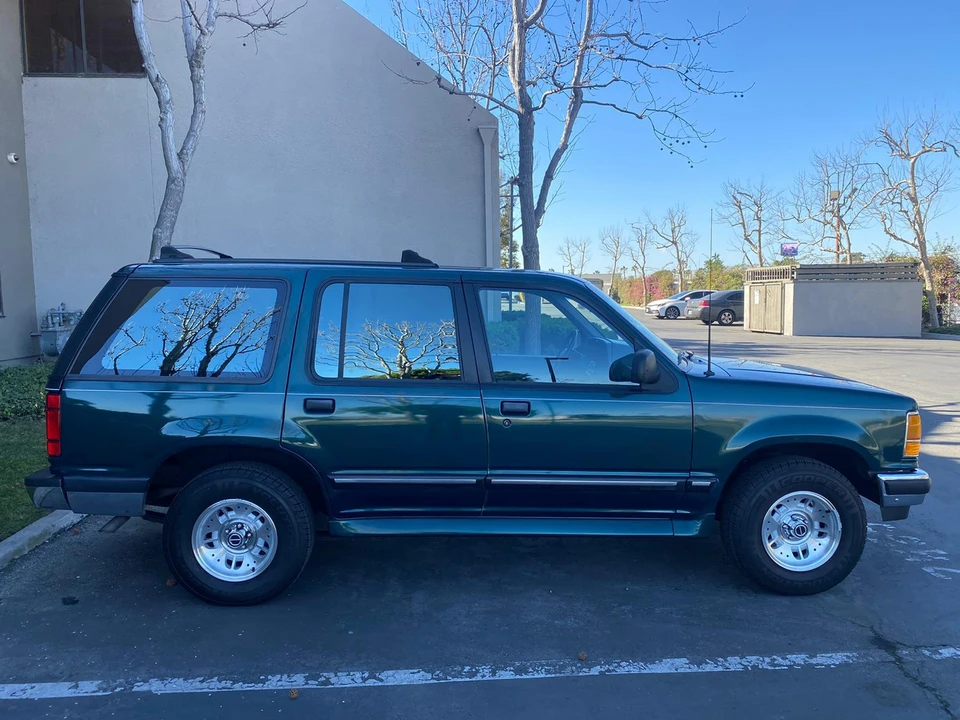 1994 Ford Explorer 1st Gen - Image 16 of 31