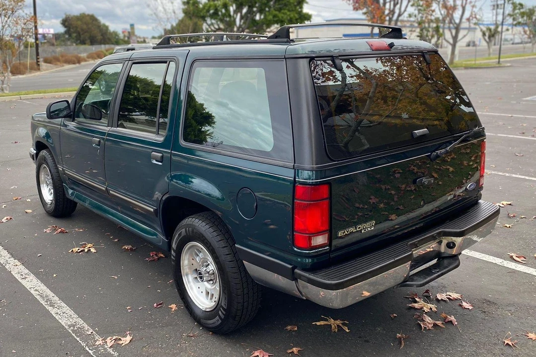 1994 Ford Explorer 1st Gen - Image 4 of 31