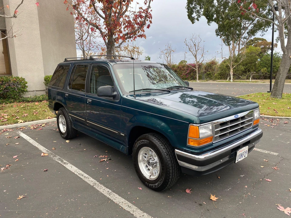 1994 Ford Explorer 1st Gen - Image 17 of 31