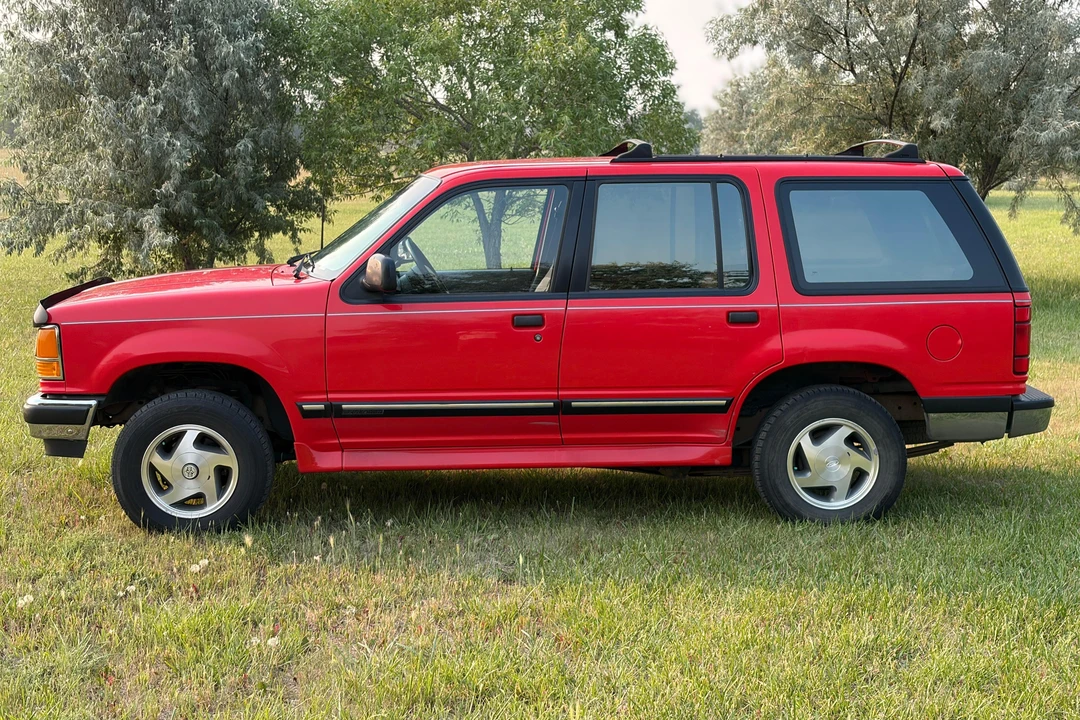 1994 Ford Explorer 1st Gen - Image 3 of 31