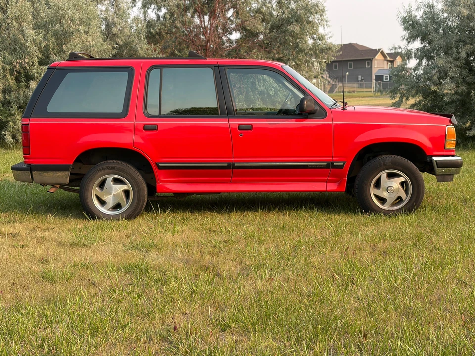 1994 Ford Explorer 1st Gen - Image 11 of 31