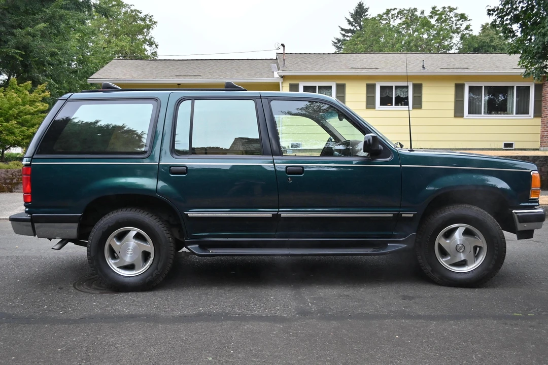 1994 Ford Explorer 1st Gen - Image 3 of 31