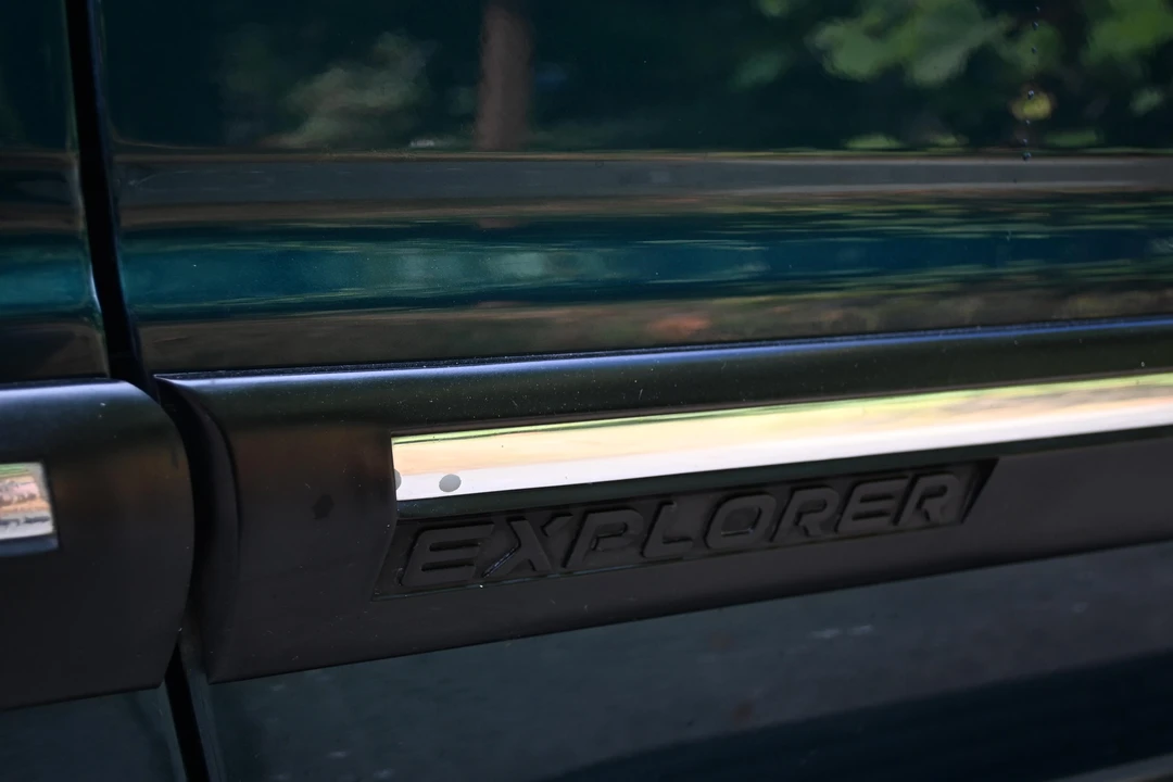 1994 Ford Explorer 1st Gen - Image 18 of 31