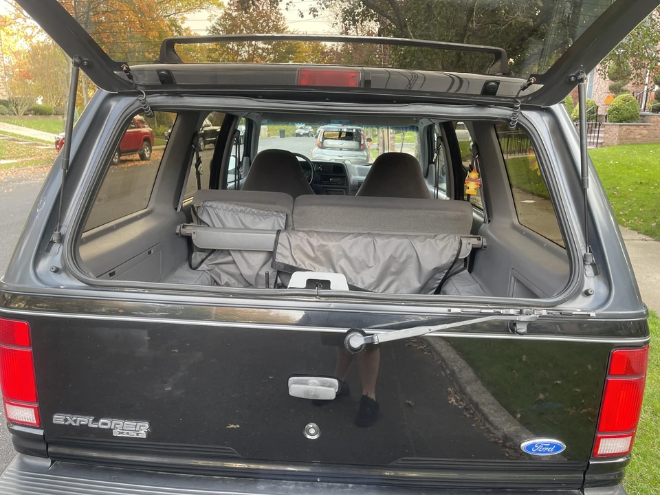 1994 Ford Explorer 1st Gen - Image 17 of 31