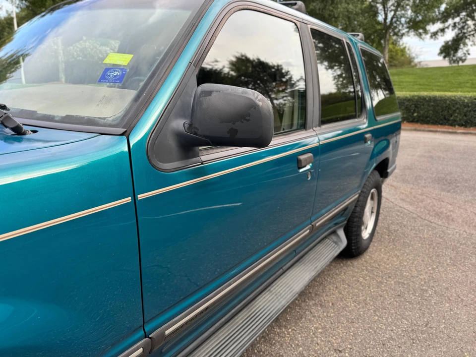 1994 Ford Explorer 1st Gen - Image 21 of 31