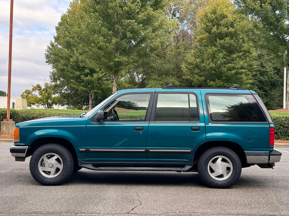 1994 Ford Explorer 1st Gen - Image 9 of 31