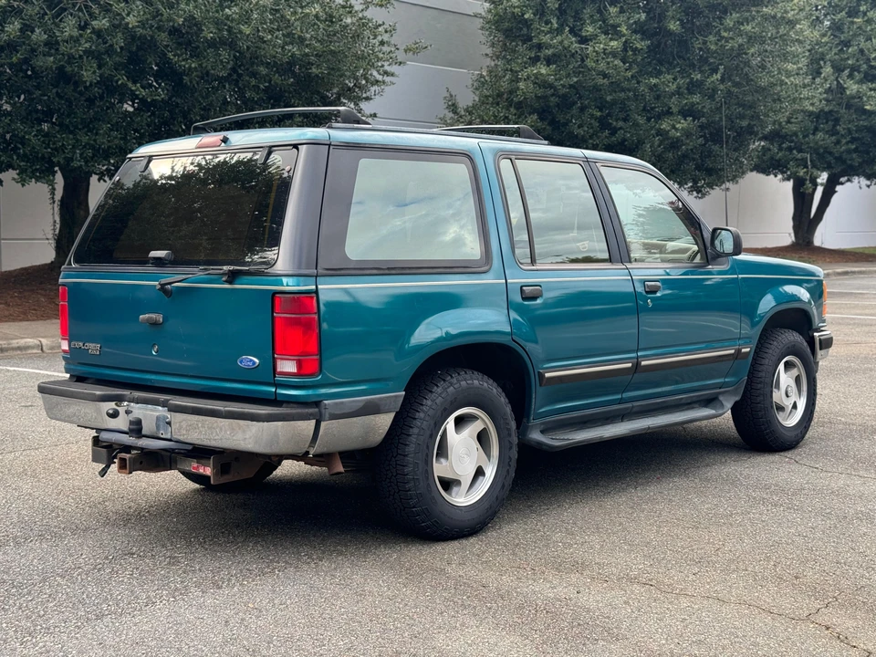 1994 Ford Explorer 1st Gen - Image 13 of 31