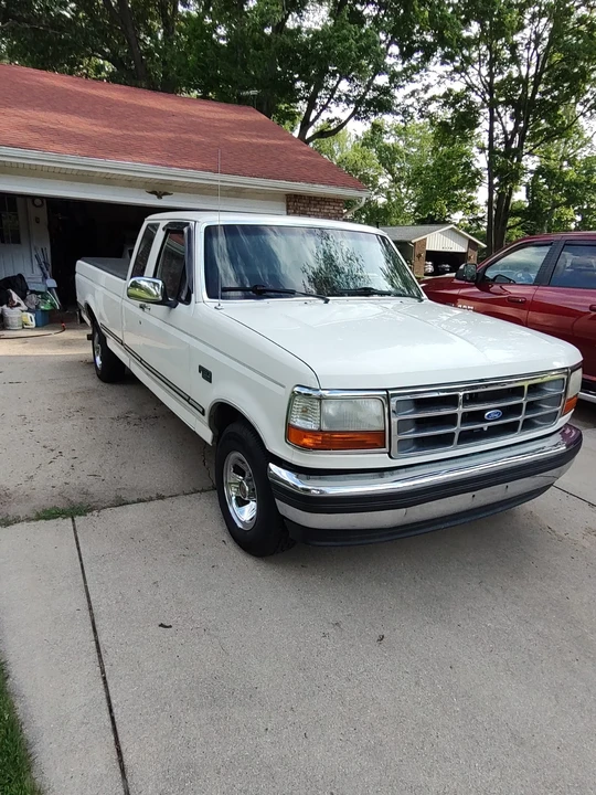 1994 Ford F-Series 9th Gen - Image 2 of 12