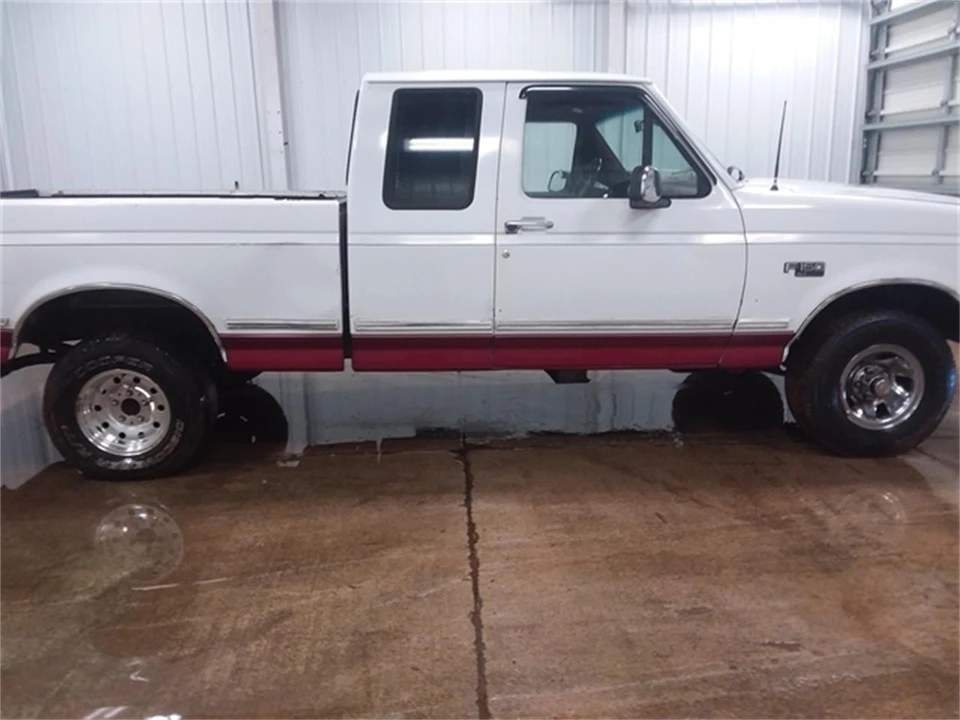 1994 Ford F-Series - Image 2 of 15