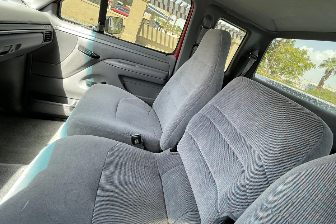 1994 Ford F-Series 9th Gen - Image 13 of 14