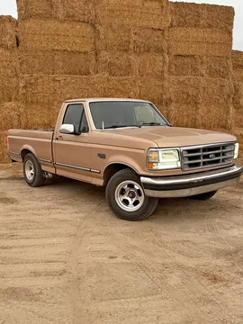 1994 Ford F-150 XLT