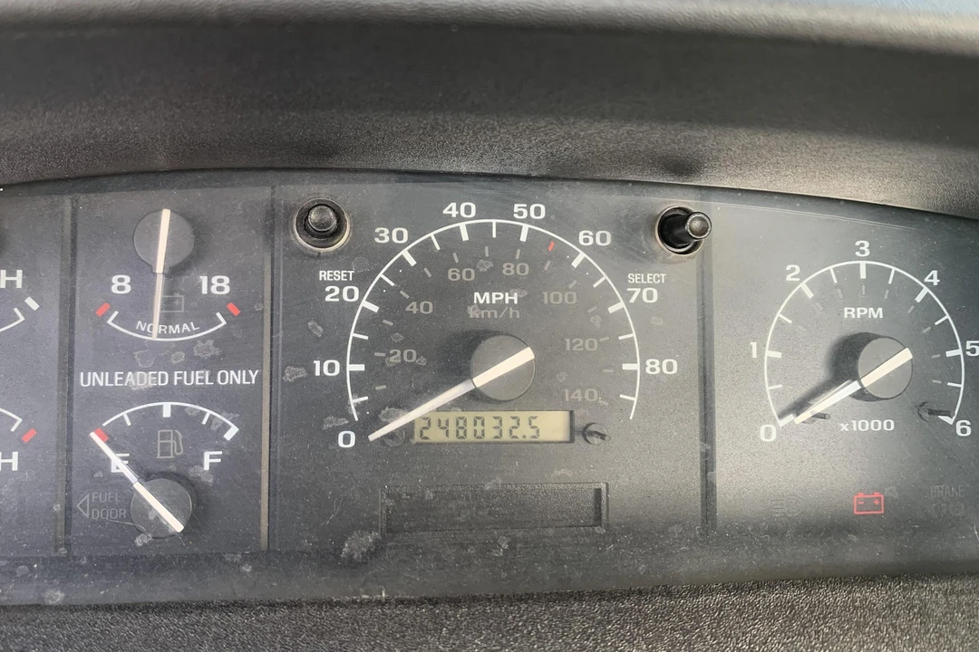 1994 Ford F-Series 9th Gen - Image 14 of 15