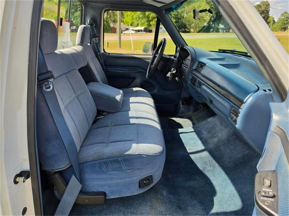 1994 Ford F-Series 9th Gen - Image 27 of 31