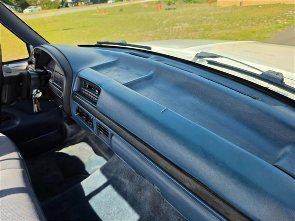 1994 Ford F-Series 9th Gen - Image 30 of 31